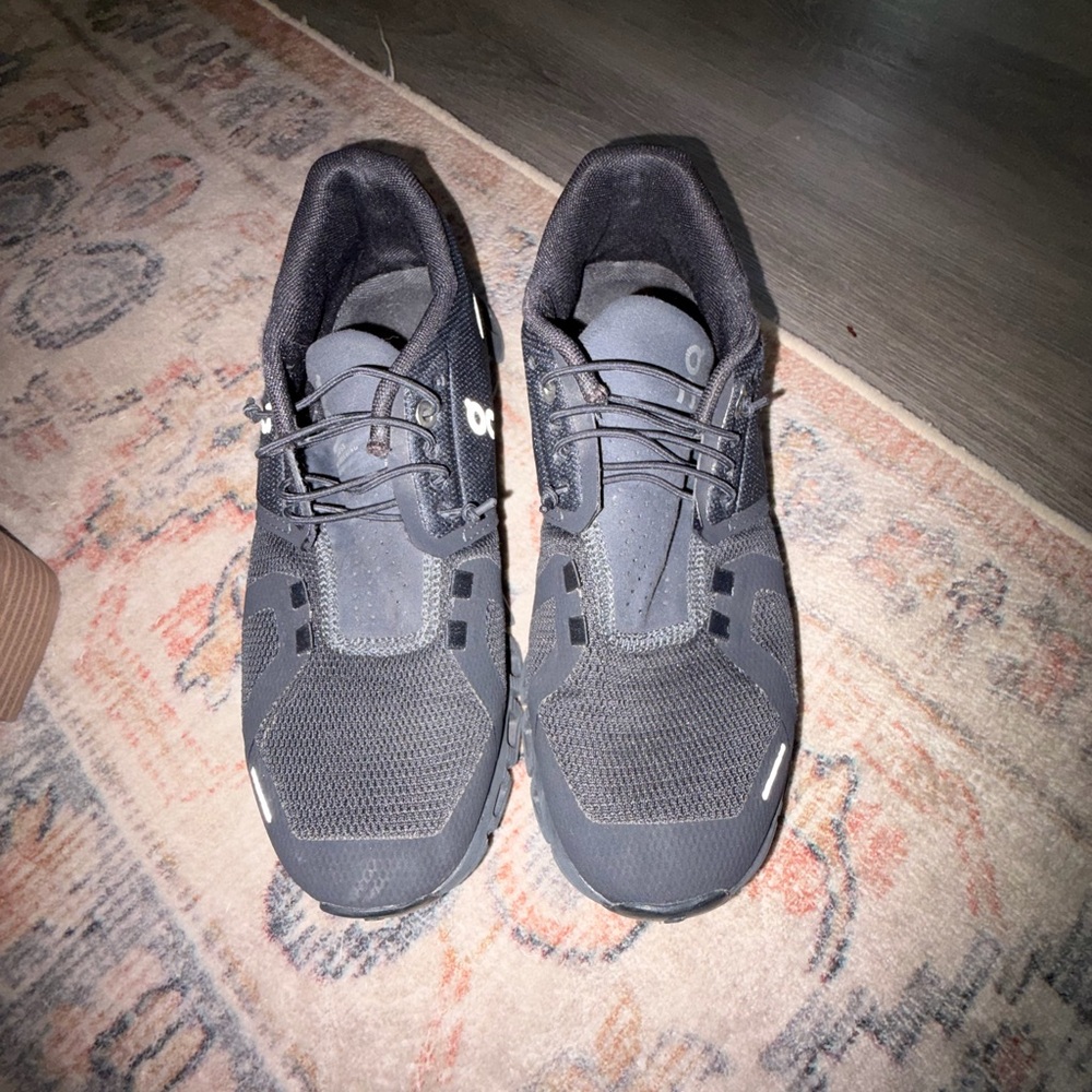 Women’s Black Athletic Shoes